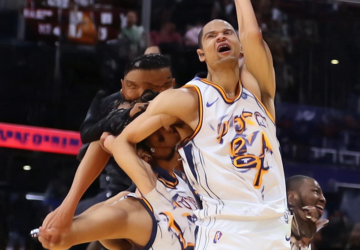 2018年NBA揭幕战：老鹰对骑士，特雷·杨领军对决塞克斯顿，火花四溅(图2)