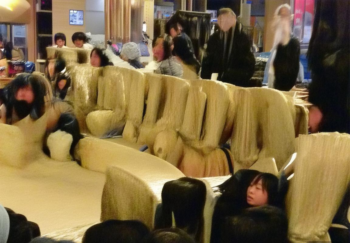 勇士VS太阳篮球赛深度解析：焦点对决背后的故事